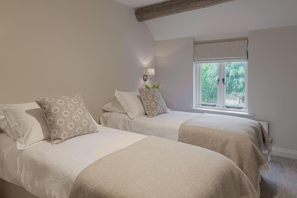 Weston Subedge East Barn Cottage - Refurbished Barn Conversion! المظهر الخارجي الصورة